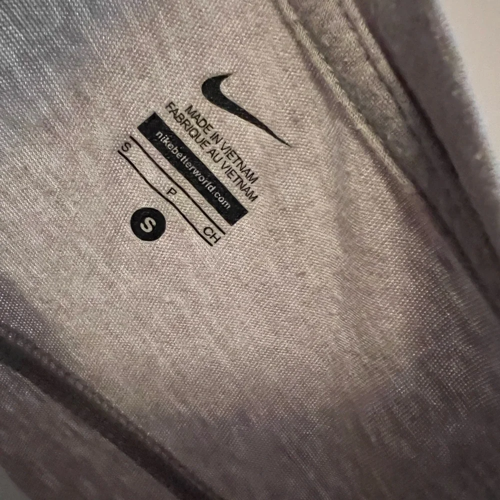 Nike gray vneck‎ tshirt